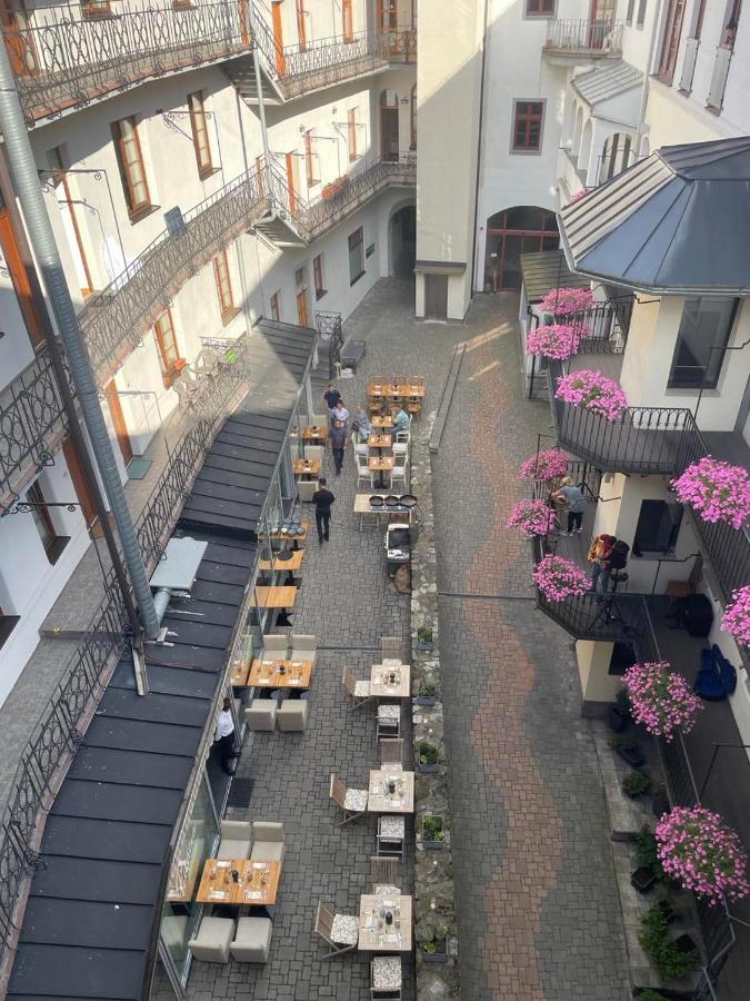 Dolna 4 - Apartments In Direct Centrum On City Square 반스카비스트리카 외부 사진